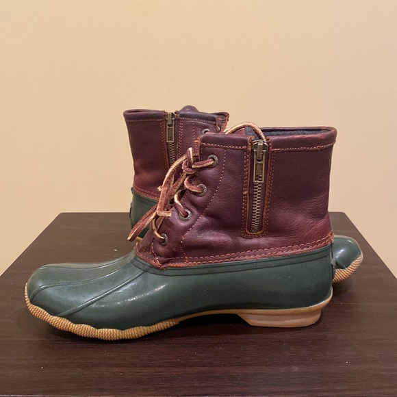 Sperry Women's Saltwater Leather Waterproof Duck Boots - Picture 2 of 4